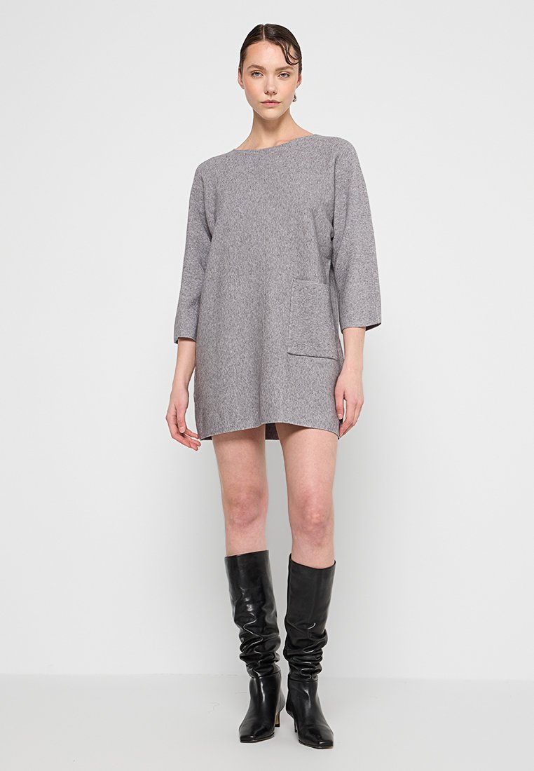 Apart Gebreide jurk grijs