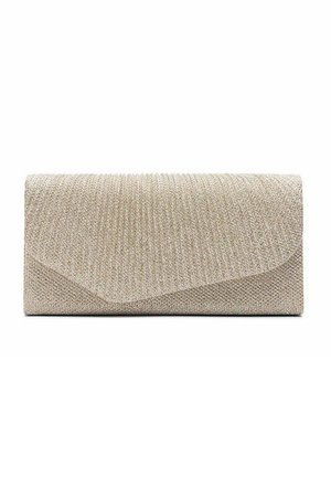 Beige gestructureerde clutch met klepsluiting en subtiel geometrisch patroon, afgebeeld tegen een witte achtergrond.