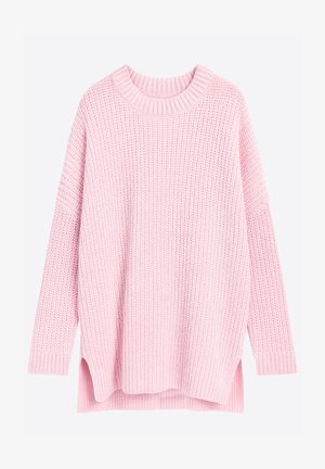 Lichtroze gebreide trui met een geribbelde textuur, ronde hals en zijslitten aan de zoom voor een ontspannen pasvorm en stijl.