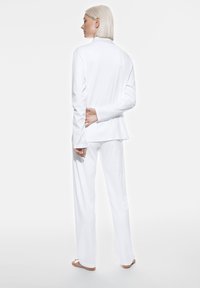 mey LANG SERIE MALEA - Pyjamas - weiss