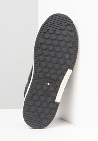 NeroGiardini Sneakers basse - nero