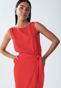 BWLDR TYLIE  - Vestito casual - red