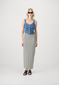 Noisy May NMRHEA BACK SLIT SKIRT - Maksi sijonas - snow white/black