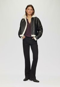 QS FLIESSENDE MIT RAFFUNG - Blouse - aubergine