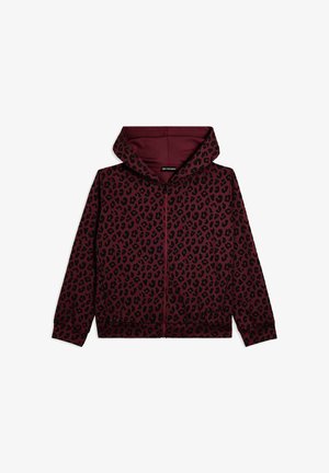 Gilet à capuche zippé bordeaux avec imprimé léopard noir. Présente une capuche, des manches longues et une poche frontale. Fabriqué en tissu doux et texturé.