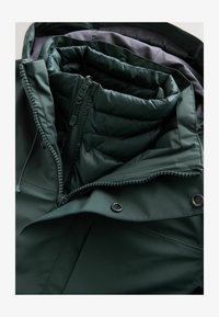 Unausgewählt, green