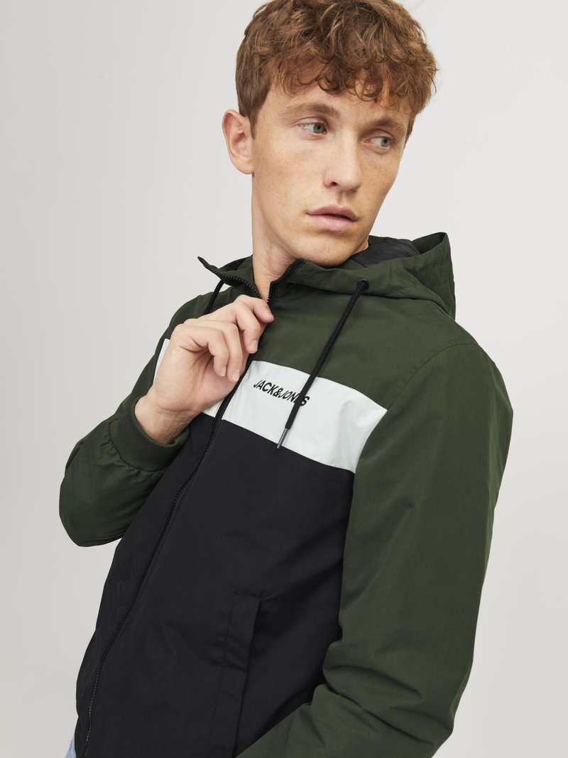 Jack & Jones Leichte Jacke - forest night/dunkelgrün - Zalando.de