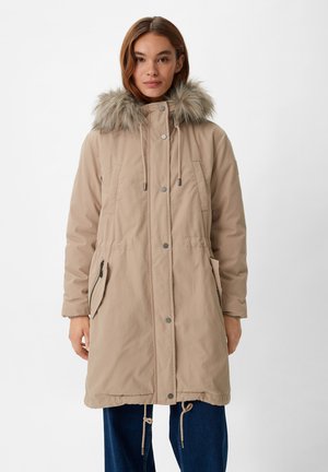 Parka - sandstein