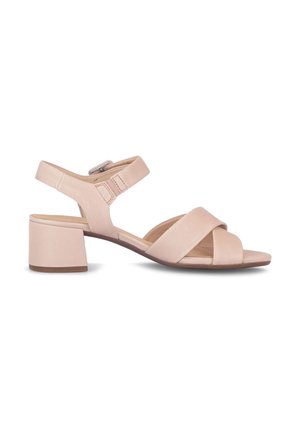 Beige sandaal met open teen en lage blokhak, twee gekruiste bandjes aan de voorkant en een verstelbaar enkelbandje met gesp.