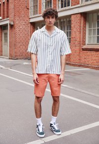 Levi's® Calções - brandied melon
