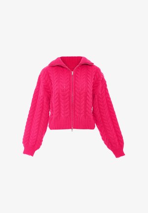 Maglione corto con zip di un vivace rosa, caratterizzato da un motivo a trecce, colletto alto e maniche a palloncino per un aspetto texturizzato e accogliente.