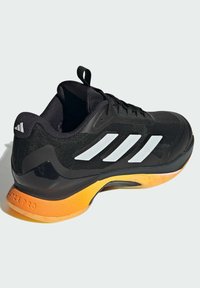adidas Performance AVACOURT 2.0 TENNIS - Multicourt tennis shoes - aurora black   metalic   spark