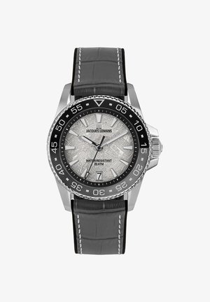 Edelstahlarmbanduhr mit silberner strukturierter Zifferblatt, schwarzem einseitig drehbarem Lünettenrand und grauem Lederarmband mit weißer Naht. Wasserdicht bis 20 ATM.