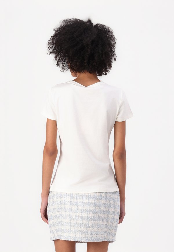 MODA - Print T-shirt3