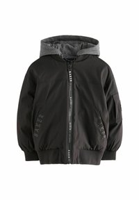 Čierna bundá na zips so sivou kapucňou, na boku s brandingom "BAKER" a mäkkými elastickými manžetami, vhodná na bežné nosenie.