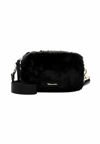 Borsa a tracolla in finta pelliccia nera con chiusura a zip, hardware in tonalità oro e tracolla in pelle nera staccabile. Presenta un emblema del logo.