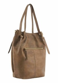 Sacoche en cuir brun avec double anses, poche zippée à l'avant et détails de boucle sur le côté.