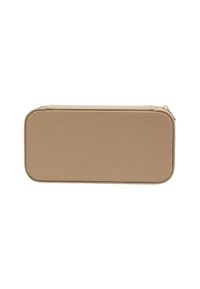Beige rektangulær clutch lavet af tekstureret læder. Glat lynlås lukning med en lille guldpull, med afrundede hjørner og et enkelt design.