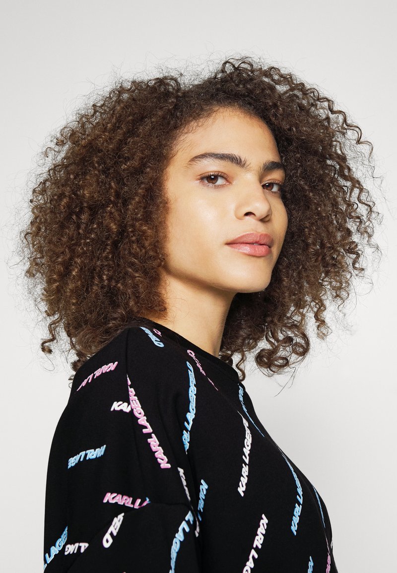 Damen Sweatshirts | KARL LAGERFELD FUTURE LOGO Sweatshirt futuristic black/schwarz - BB74805 Damen Sweatshirts | KARL LAGERFELD FUTURE LOGO Sweatshirt futuristic black/schwarz - BB74805