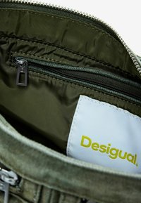 Desigual Handtasche - green