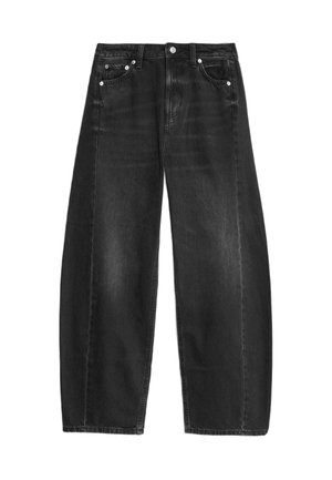 Zwarte denim jeans met wijde pijpen en een hoge taille, voorzien van twee voorkruiszakken, zilverkleurige hardware en zichtbare stikseldetails.