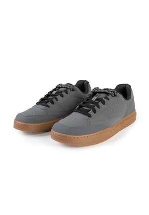 HUMMVEE FLAT PEDAL - Sneakers laag - grau