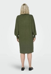 ONLY Carmakoma CARKATIA LS V-NECK NOOS - Sarafanas - khaki