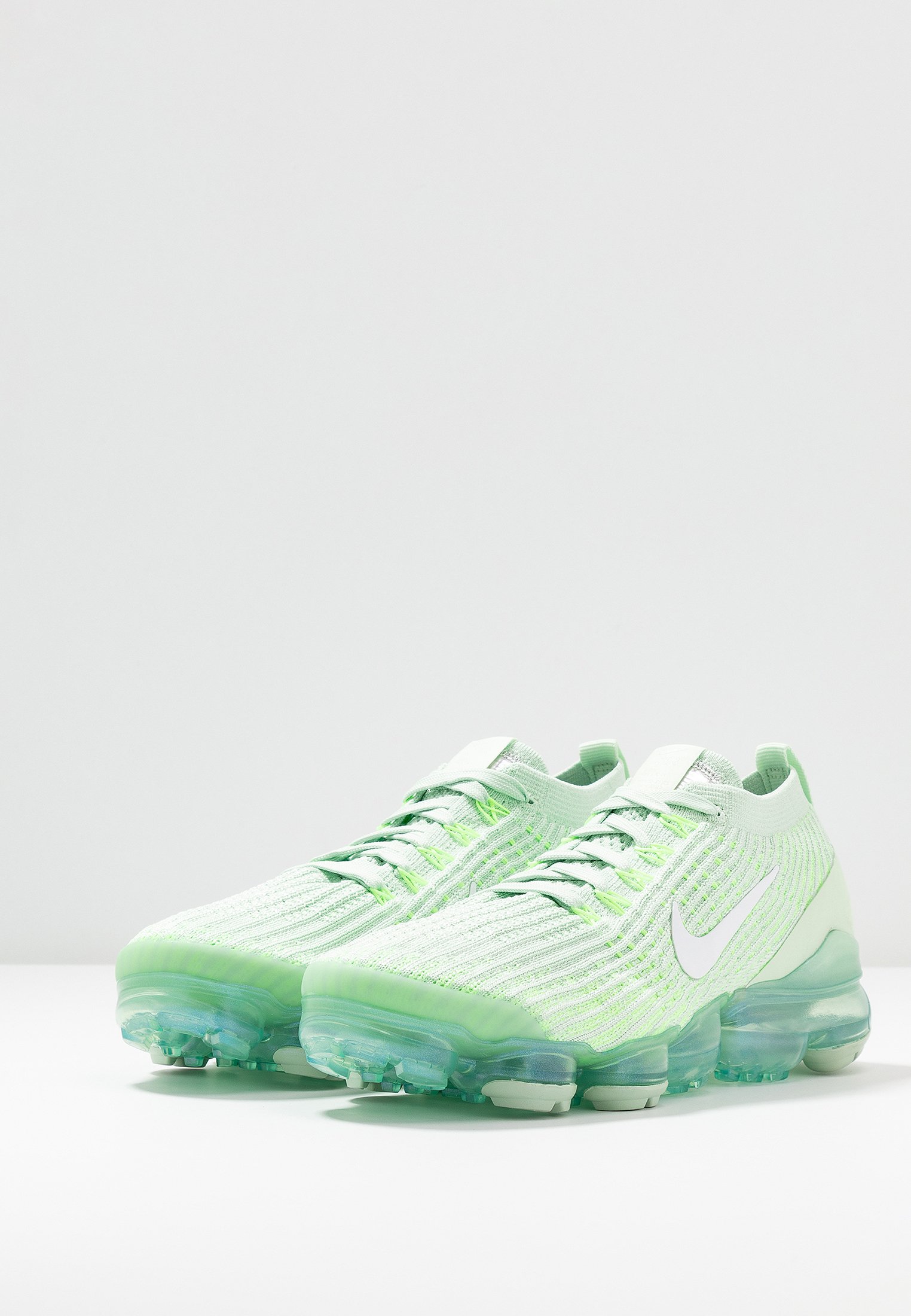 green flyknit vapormax