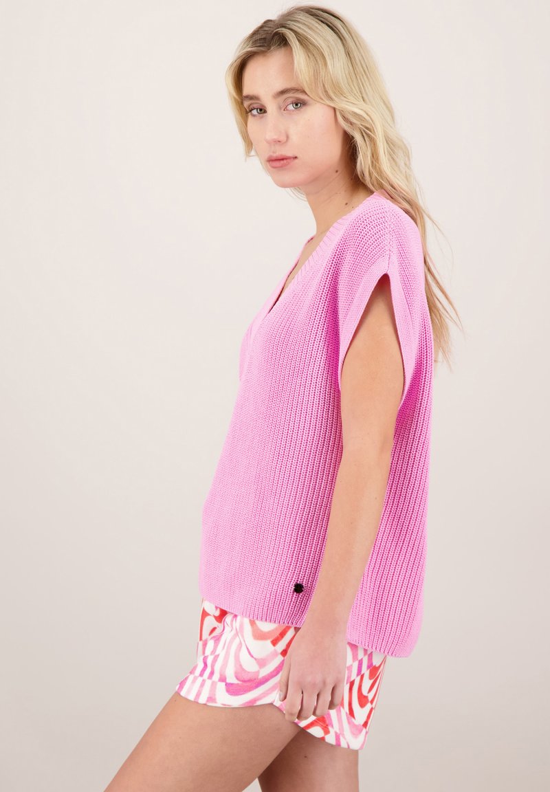 Damen T-Shirts | Better Rich EVE VNECK WESTOVER T-Shirt basic fuchsia pink/pink - NQ37608 Damen T-Shirts | Better Rich EVE VNECK WESTOVER T-Shirt basic fuchsia pink/pink - NQ37608