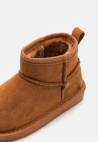 Friboo Støvletter - camel