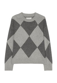 Grauer Pullover mit einem Rautenmuster in dunklerem Grau, aus einem weichen Material, mit rundem Ausschnitt und langen Ärmeln.