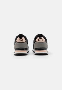 mtng JOGGO - Sportcipő - black
