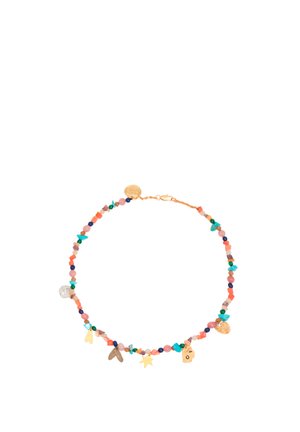 Delikatna bransoletka z koralikami z wielokolorowymi, małymi kamieniami oraz złotymi zawieszkami w kształcie gwiazdy, serca, twarzy i abstrakcyjnych form.