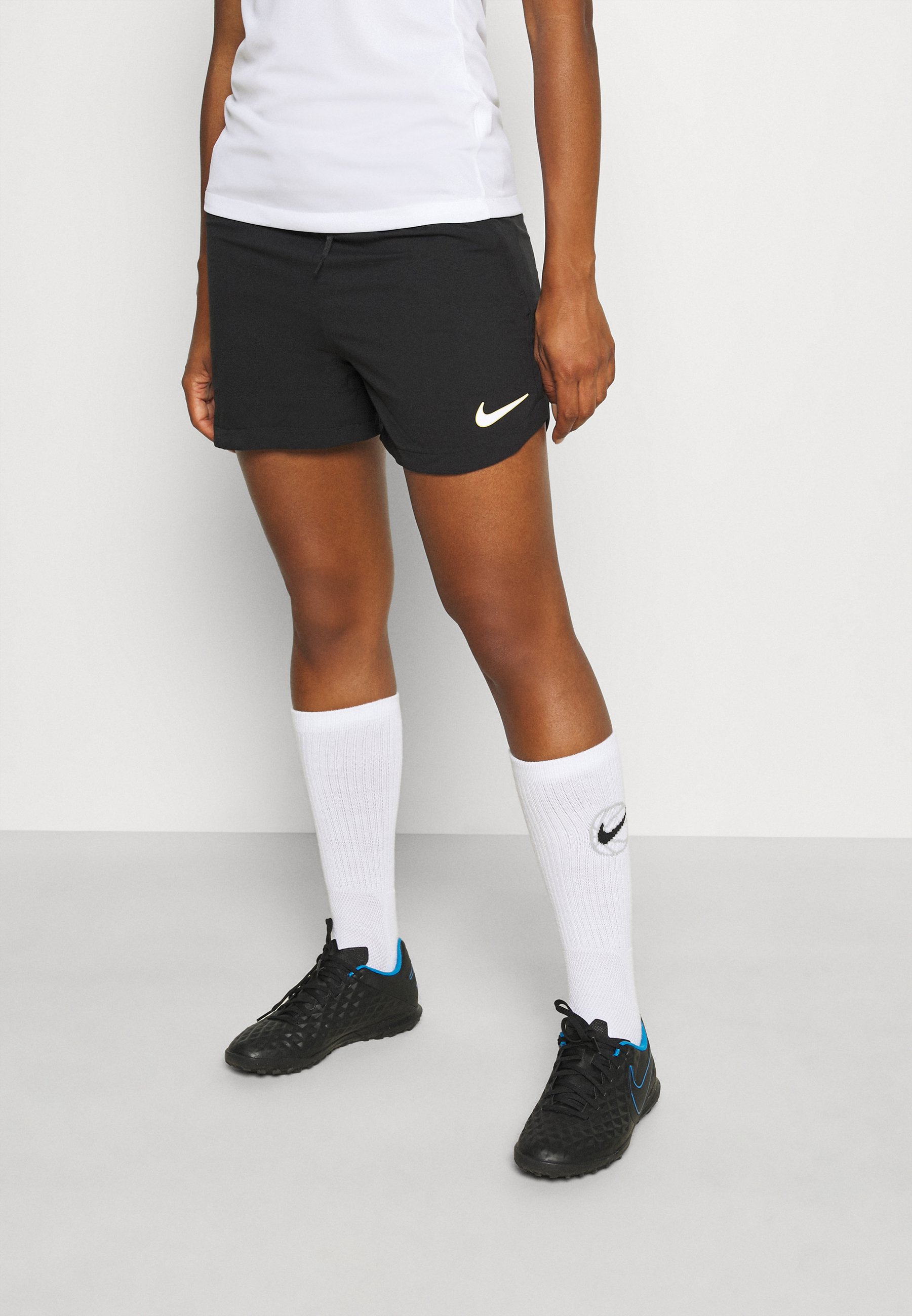 Nike Performance FC SHORT - Sports shorts - black/white/black -  Zalando.co.uk
