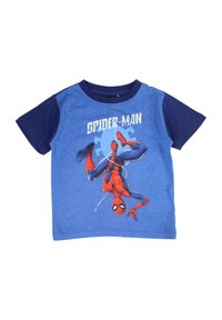 T-shirt bleu avec graphique Spider-Man. Manches courtes, encolure ronde, matière en mélange de coton, avec des accents bleu foncé sur les manches.