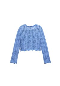 Maglione all'uncinetto blu con un design corto e maniche lunghe, caratterizzato da un orlo ondulato e un motivo aperto e testurizzato.