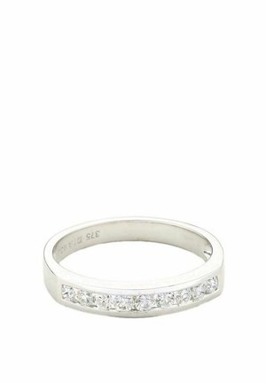 Weißgoldring mit flachem Band, das eine Reihe von sechs rund geschliffenen klaren Edelsteinen entlang der Oberseite aufweist, mit glattem, poliertem Finish.