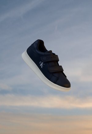Calvin Klein Jeans, ZIGGY UNISEX - Маратонки - black