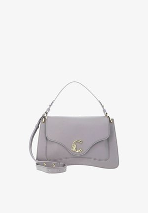Borsa a mano in pelle grigio chiaro con chiusura a patta, fibbia con logo "C" color oro, manico superiore e tracolla regolabile.