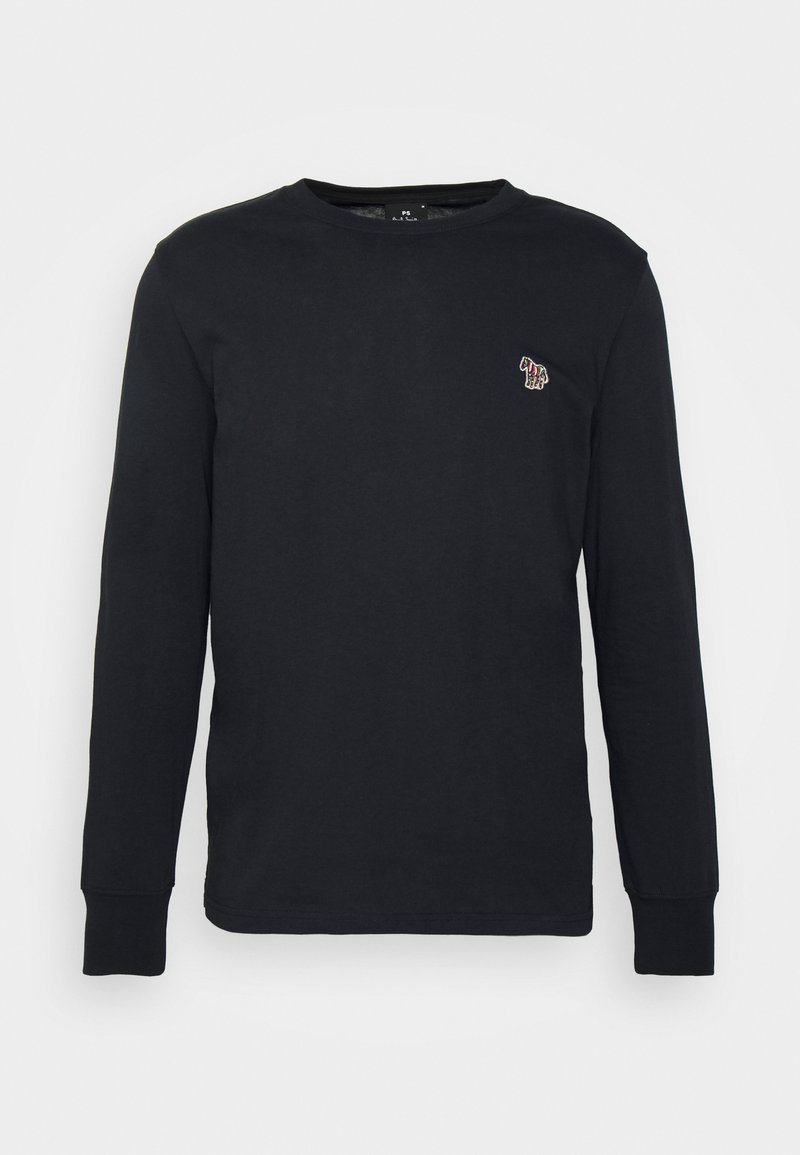 Svart langermet t-skjorte laget av bomull. Har rund hals og et lite brodert design på brystet. Enkel og funksjonell design.