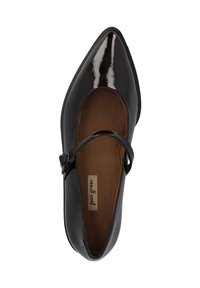 Scarpa Mary Jane in vernice nera con punta affusolata, cinturino alla caviglia e fodera interna liscia. Presenta una soletta con marchio per il massimo comfort.