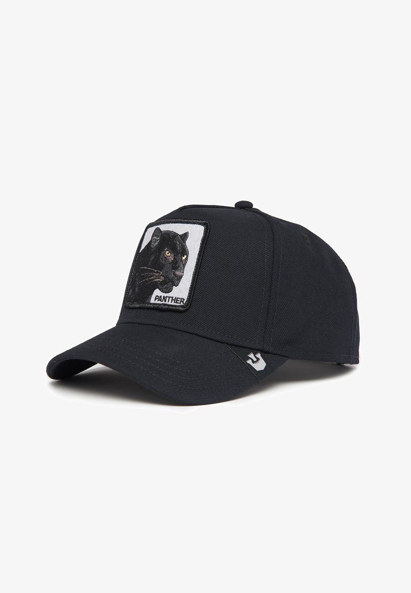 Gorra de béisbol negra con un diseño estructurado, que presenta un parche con la cara de una pantera. Hecha de tela, incluye una visera curva y un detalle de logo.