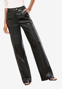 PETITE FIT - PINTUCK TAILORED WIDE LEG - Lederhose - black faux leather