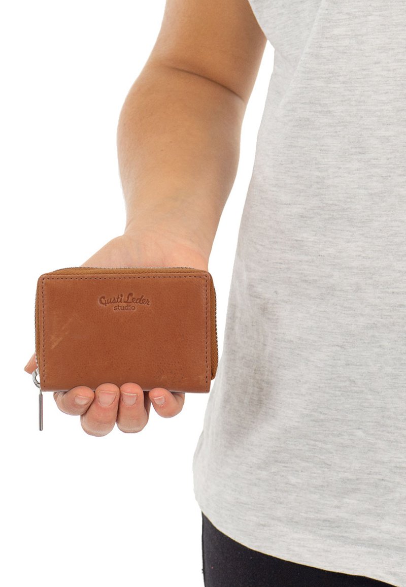 Herren Geldbörsen | Gusti Leder ABEL RFID Geldbörse hazelnut/braun - XN14722 Herren Geldbörsen | Gusti Leder ABEL RFID Geldbörse hazelnut/braun - XN14722