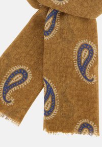 Brun tørklæde med et paisley-mønster i blå og hvid. Fremstillet af tekstureret stof med frynser. Designet har indviklet detaljering.