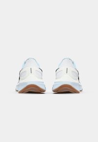 Thumbnail Image 6