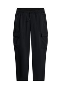 Czarne spodnie cargo wykonane z lekkiego materiału, z elastycznym pasem, sznurkiem do regulacji, bocznymi kieszeniami oraz kieszeniami cargo na udach.