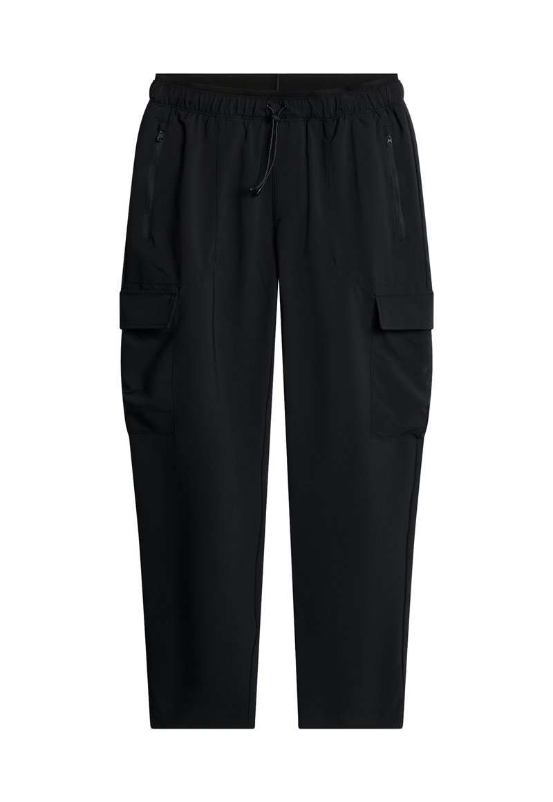 Pantaloni cargo neri realizzati in tessuto leggero, con vita elastica, chiusura con cordino, tasche laterali e tasche cargo sulle cosce.