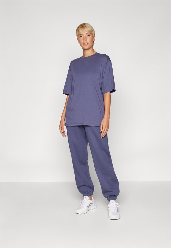 STUDIO OVERSIZED PANTS - Tracksuit bottoms2