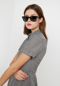 Ray-Ban WAYFARER UNISEX - Óculos de sol - top grey on havana